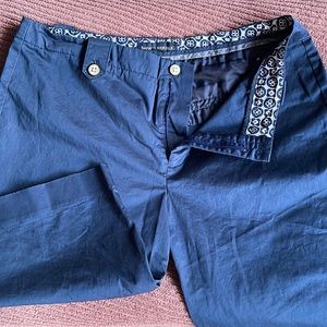 Banana 🍌 Republic Bermuda Shorts 🩳